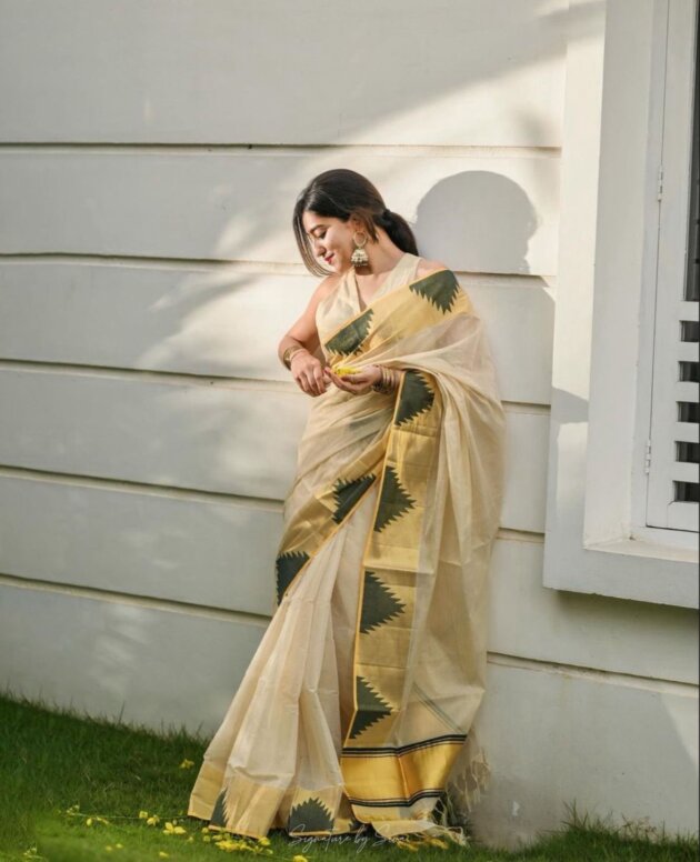 MV-KSA-007 - Kerala Set Saree with Tassels - Temple Design - Onam Special
