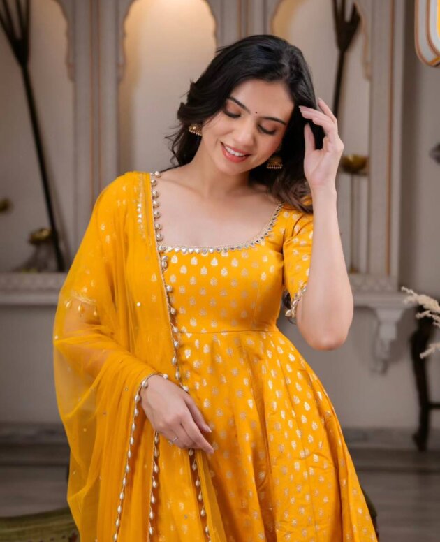 MV-ANR-012- Anarkali Gown And Dupatta Set Chanderi Jacquard Butti With Embroidery Work