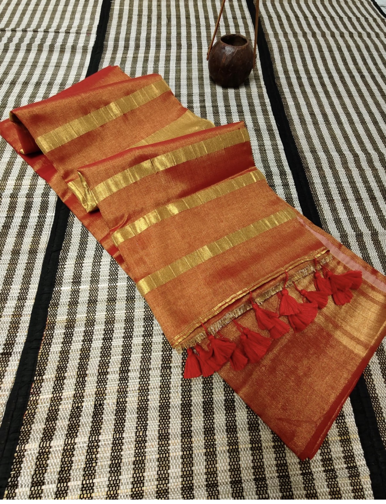 MV-RAG-0001- MV's RAGA™ Agni Gold Tissue Saree - Image 7