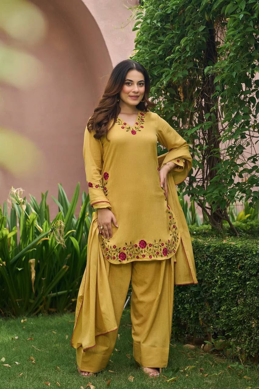 MV-FSH-009- Đesigner Party Wear Mal Chanderi Cotton Top with Farshi Salwar - Image 2